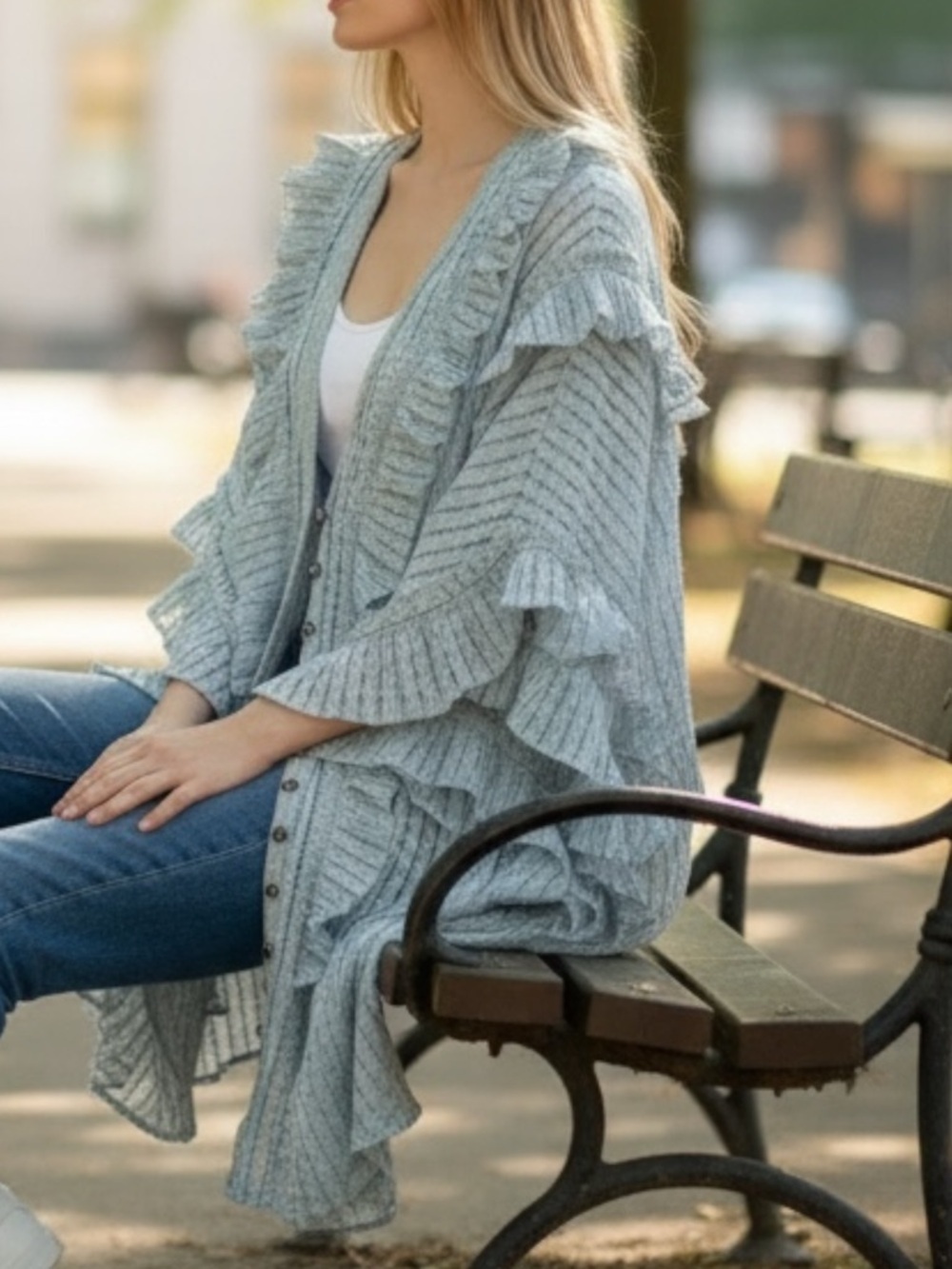 🦋BlueVelvet XL Light Gray Blue Ruffle Button-Front Lightweight Cardigan BV002